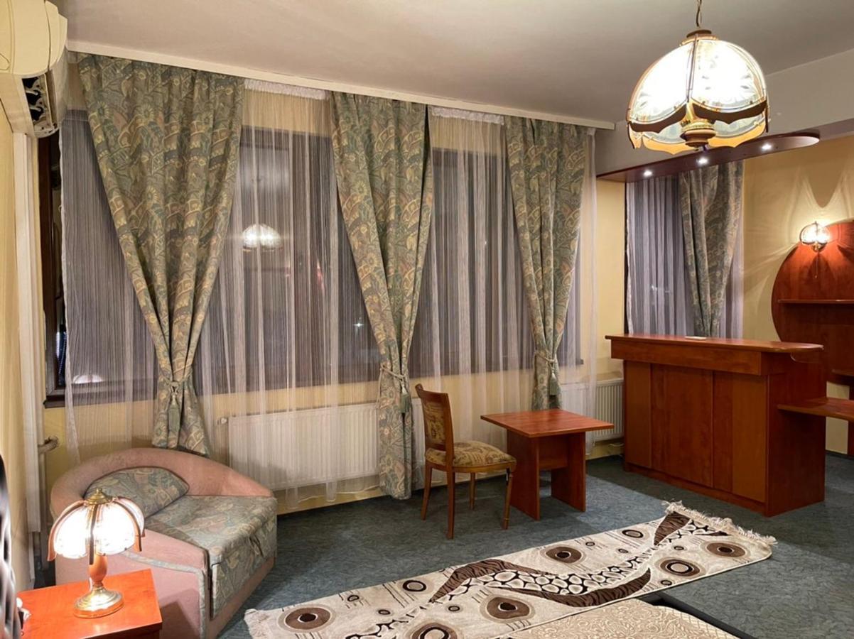 Хотел Сокол Plovdiv Extérieur photo