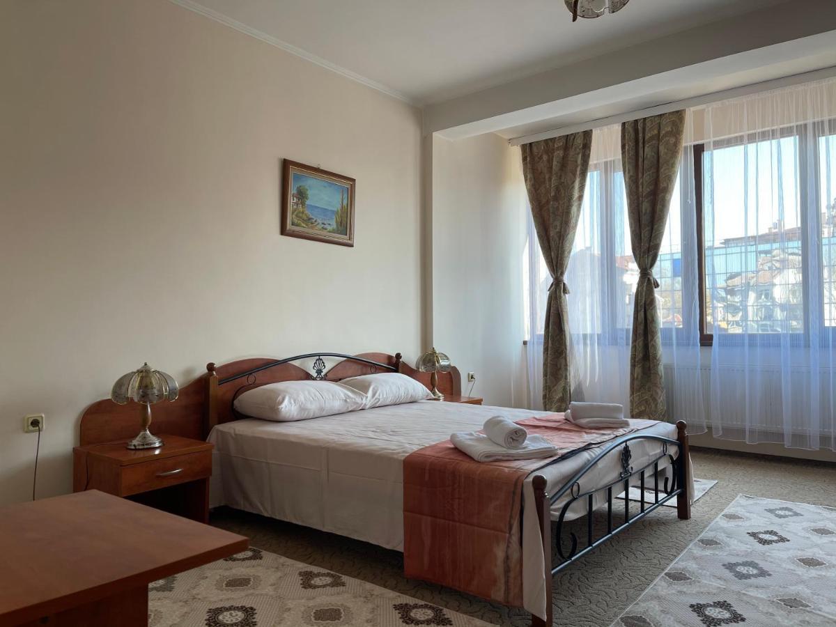 Хотел Сокол Plovdiv Extérieur photo